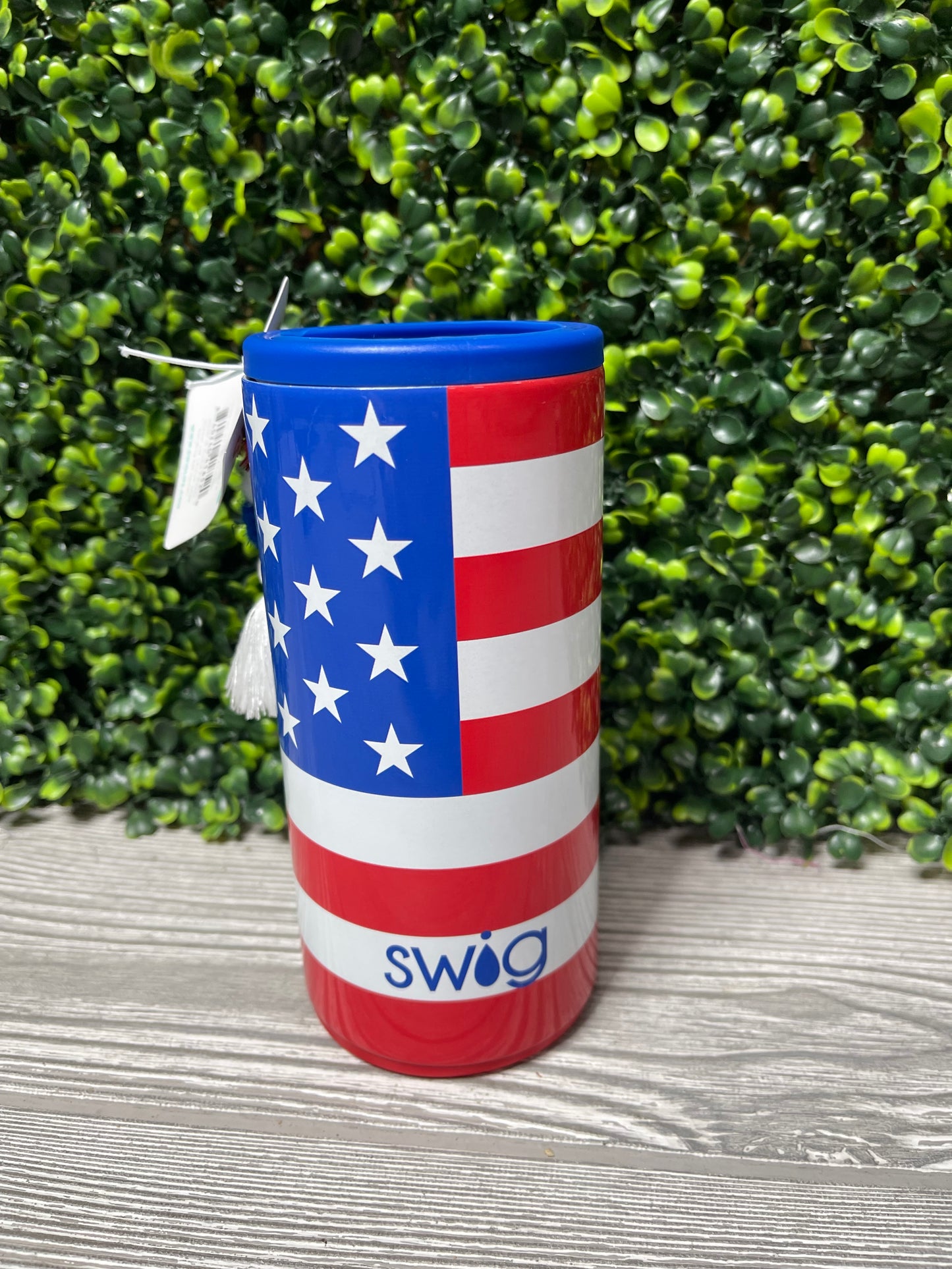 SWIG All American Skinny Can Cooler