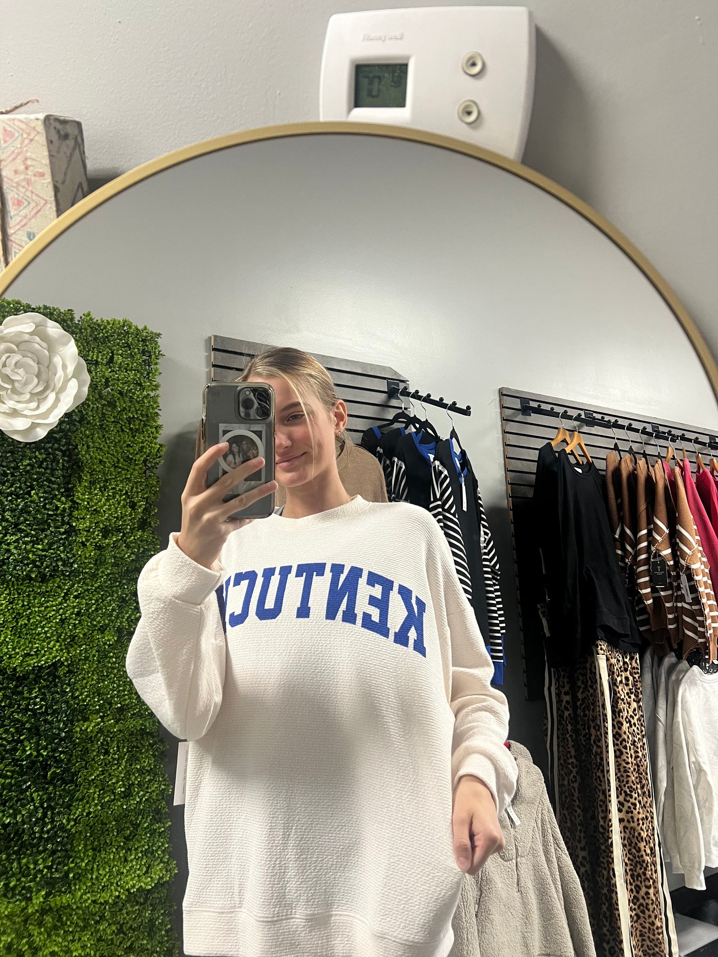 KENTUCKY CLOUDY KNIT Crewneck